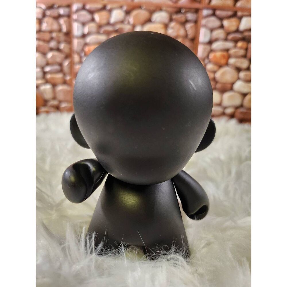Munnyworld Kidrobot Blank Art Toy 2013 #B2